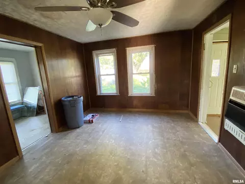 Living - 209 Central Ave, Saint David, IL 61563 photo 3 of 4