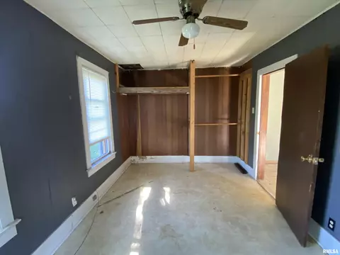 Bedroom - 209 Central Ave, Saint David, IL 61563 photo 2 of 2