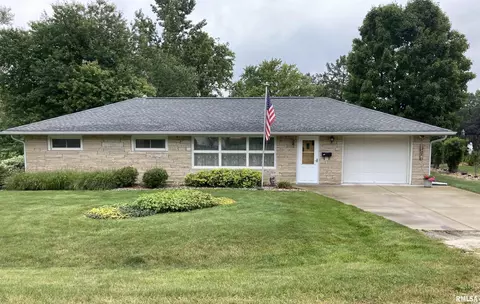 306 W Agard St, Wyoming, IL 61491