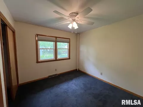 Bedroom - 849 E Franklin St, Macomb, IL 61455 photo 7 of 7