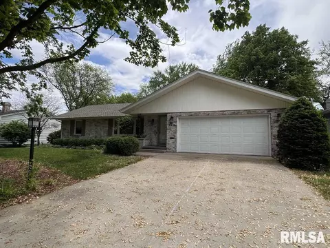 Other - 849 E Franklin St, Macomb, IL 61455 photo 2 of 12