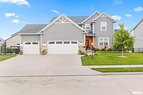 11400 N Sycamore Creek Dr, Dunlap, IL 61525