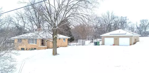 111 Knollaire Ct, East Peoria, IL 61611