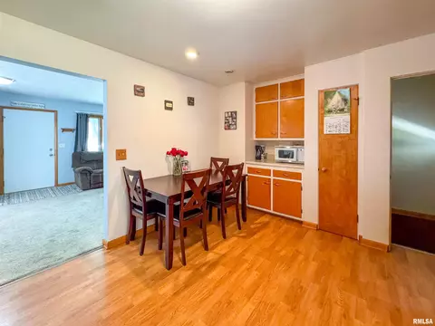 306 W Bertram St, Metamora, IL 61548 photo 8