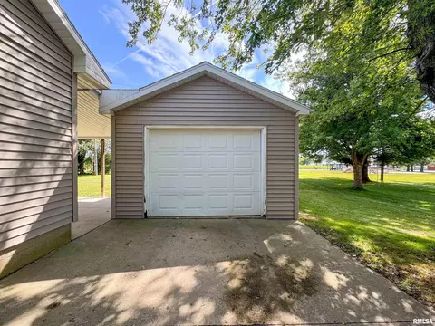 306 W Bertram St, Metamora, IL 61548 photo 20