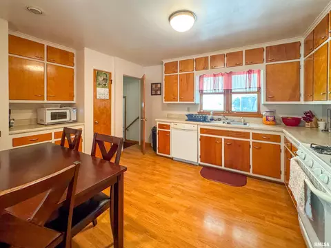 306 W Bertram St, Metamora, IL 61548 photo 6