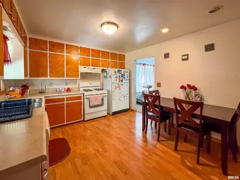 306 W Bertram St, Metamora, IL 61548 photo 7