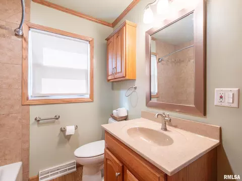 210 Graze Ave, Dunlap, IL 61525 photo 32