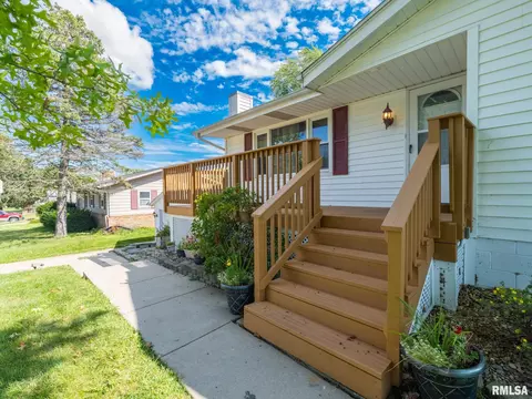 210 Graze Ave, Dunlap, IL 61525 photo 5
