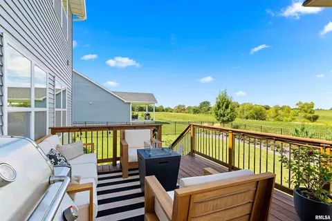 Exterior - 3115 W Boulder Point Ct, Dunlap, IL 61525 photo 4 of 13