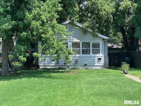 2119 W Sherman Ave, West Peoria, IL 61604