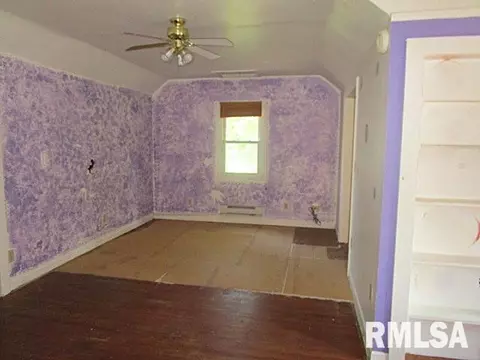 712 Main St, Henry, IL 61537 photo 14