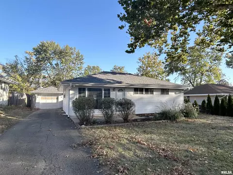 5426 N Ronald Rd, Peoria, IL 61614
