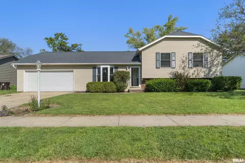 613 Pierce St, Morton, IL 61550