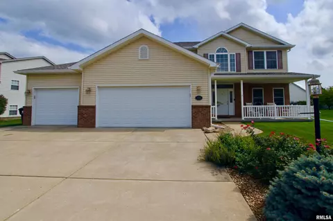 1520 Santa Fe Rd, Washington, IL 61571