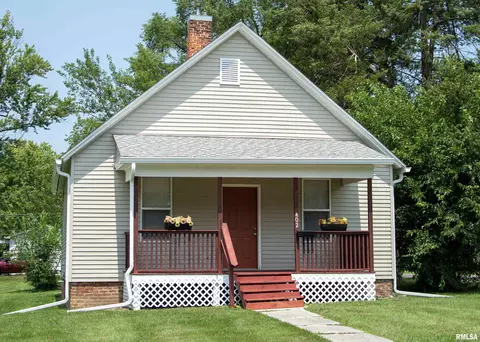 402 W Mcdonough St, Macomb, IL 61455