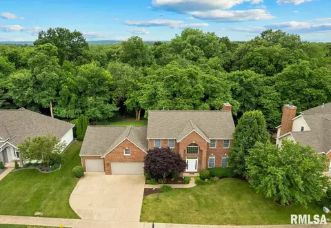 5304 W Fieldstone Dr, Peoria, IL 61615