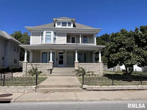 420 E Jackson St, Macomb, IL 61455