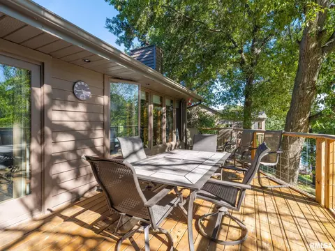 Exterior - 4021 S Dunbar Pt, Mapleton, IL 61547 photo 5 of 20