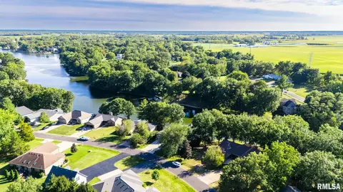 View/Area - 4021 S Dunbar Pt, Mapleton, IL 61547 photo 7 of 9