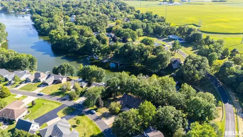 View/Area - 4021 S Dunbar Pt, Mapleton, IL 61547 photo 5 of 9