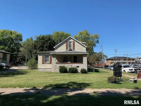 917 N Sheridan Rd, Peoria, IL 61606