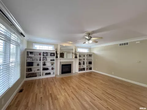 Living - 11513 N Ballymore Ave, Dunlap, IL 61525 photo 3 of 6