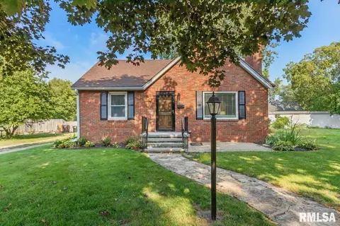 1710 N Logan St, Chillicothe, IL 61523
