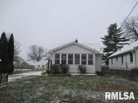 3911 S Granville Ave, Bartonville, IL 61607