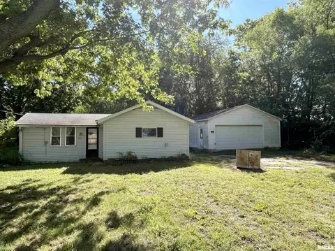 400 Minch St, South Pekin, IL 61564