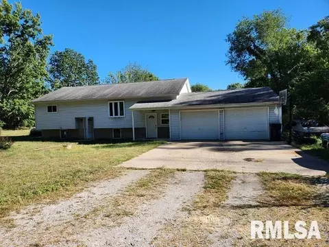25346 County Road 2500 E Rd, Manito, IL 61546