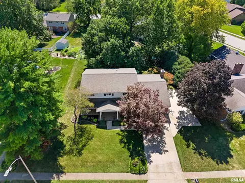 64 Maple Ridge Dr, Morton, IL 61550 photo 11