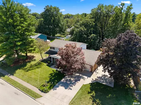 64 Maple Ridge Dr, Morton, IL 61550 photo 8
