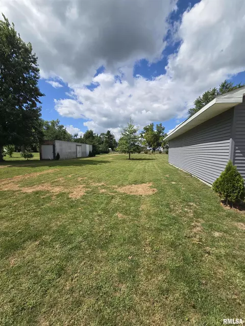 558 130th St, Avon, IL 61415 photo 33