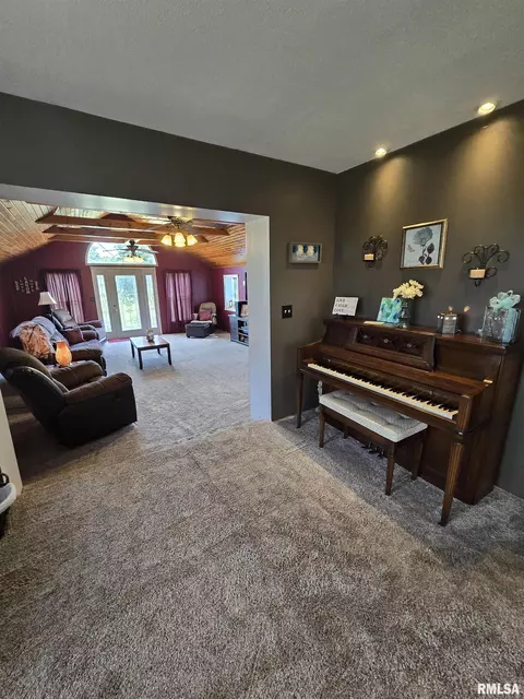 558 130th St, Avon, IL 61415 photo 17