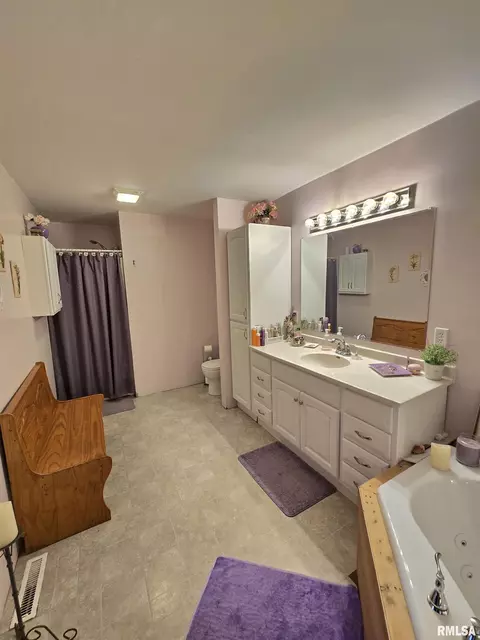 558 130th St, Avon, IL 61415 photo 27