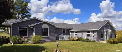 558 130th St, Avon, IL 61415
