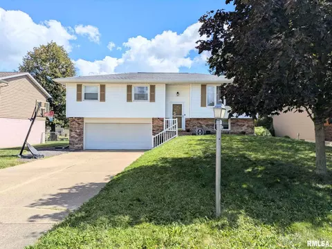 1412 Highview Rd, East Peoria, IL 61611
