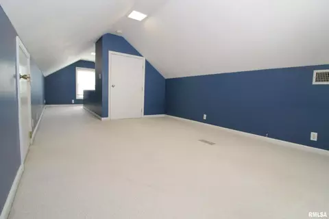1027 Elmhurst Ave, Peoria, IL 61603 photo 48