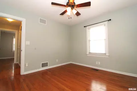1027 Elmhurst Ave, Peoria, IL 61603 photo 35