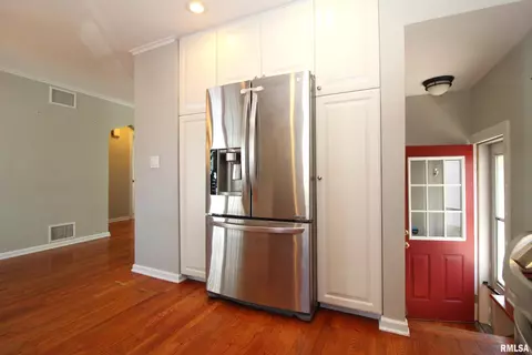 1027 Elmhurst Ave, Peoria, IL 61603 photo 25