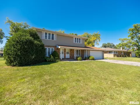 6923 St Mary Rd, Peoria, IL 61614