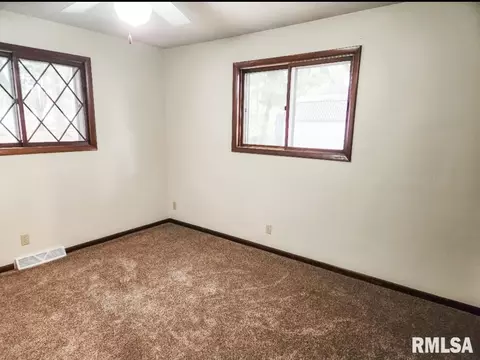5404 E Marquette St, Chillicothe, IL 61523 photo 18