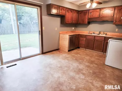 5404 E Marquette St, Chillicothe, IL 61523 photo 16