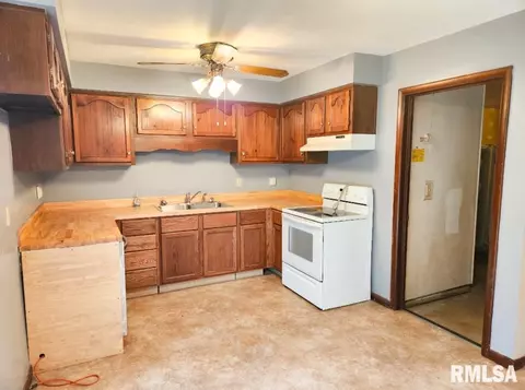 5404 E Marquette St, Chillicothe, IL 61523 photo 14
