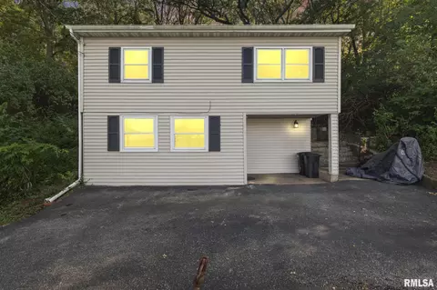 7069 Bass Rd, Manito, IL 61546