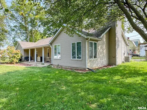 124 Coriell St, Green Valley, IL 61534