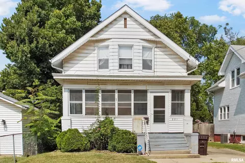 321 W Republic St, Peoria, IL 61604