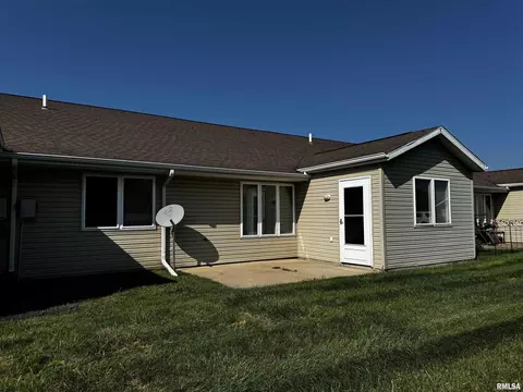 303 Scotch Pine Dr, Macomb, IL 61455 photo 28