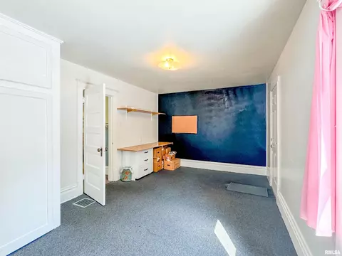 461 N 3rd Ave, Canton, IL 61520 photo 22